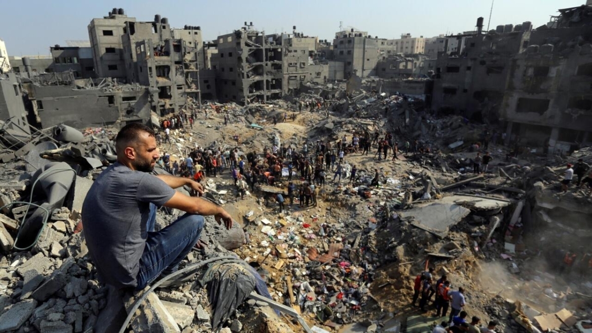 إزالة الركام في غزة يحتاج 14 عامًا