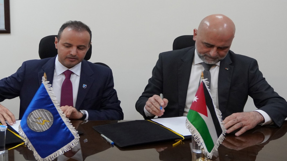 الكهرباء الوطنية تستأجر باخرة تغييز عائمة لتعزيز أمن التزود بالغاز