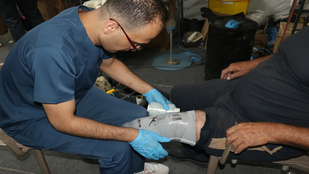 عيادة الأطراف الصناعية في المستشفى الميداني الأردني جنوب غزة10 تواصل أعمالها