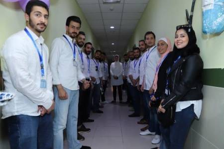 قسم التسويق بجامعة البترا ينظم يوم طبي مجاني صور