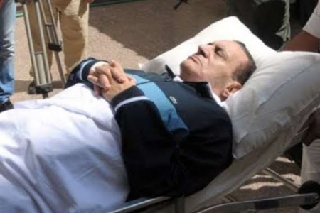 وصية مبارك لشعبه قبل وفاته.. واعتراف مهم؟