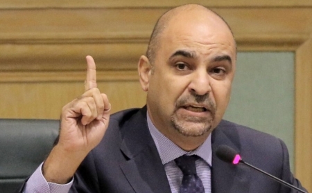 خوري يدعو حكومة النهضة لإعلان حظر الجمعة مبكرا تجنبا لتزاحم الأردنيين
