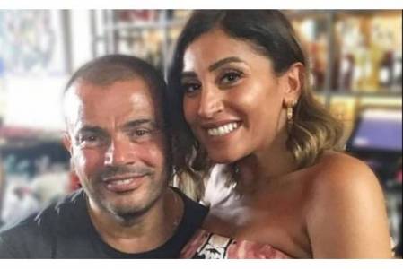 حذفها من صفحته.. انفصال عمرو دياب ودينا الشربيني