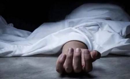 العثور على نجل مغني شهير ميتًا داخل منزله صور
