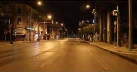 الخصاونة يصدر بلاغا بساعات الحظر اليومية