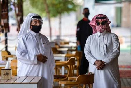 أول دولة عربية تعلن انتهاء إجراءات كورونا الاحترازية
