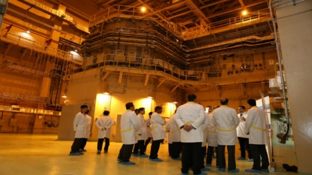 لجان نيابية تزور المفاعل النووي الأردني في جامعة العلوم والتكنولوجيا