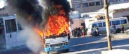 اندلاع حريق بحافلة ركاب في إربد.. والاجهزة الأمنية تفتح تحقيق