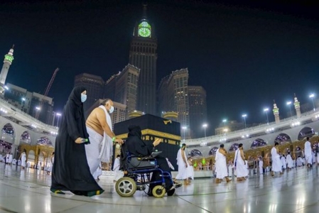 أول دولة عربية تخالف السعودية: الأربعاء أول أيام عيد الأضحى