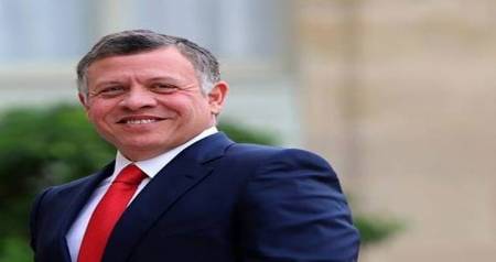 الملك يعود إلى أرض الوطن