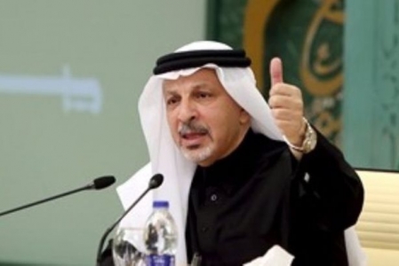 نجاة الوزير السعودي أحمد قطان من الموت في إيطاليا