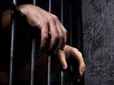 حبس ممرض 6 أشهر أدخل بيانات غير صحيحة على منصة تطعيم كورونا