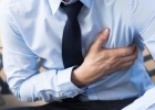 الكشف عن شعور شائع يزيد خطر إصابة الرجال بأمراض القلب