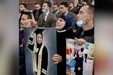 بعد 6 جلسات.. إعدام صديقة «فتاة المول» في مصر (تفاصيل الجريمة الصادمة)