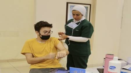 أكثر من 10 ملايين تلقوا جرعة من لقاح كورونا في الأردن