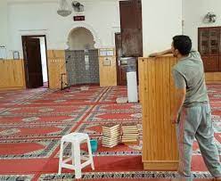 العمل 100 ساعة بخدمة مسجد ومدرسة لسارقين بدل السجن سنة ونصف السنة