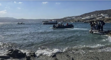غرق سفينة قبالة ليسبوس اليونانية ومقتل 16 مهاجرا على الأقل
