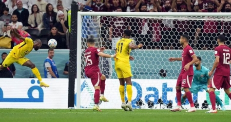 قطر تخسر من الإكوادور في افتتاح كأس العالم