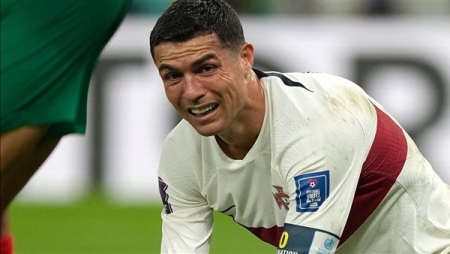 قرار مفاجئ من رونالدو بعد توديع كأس العالم