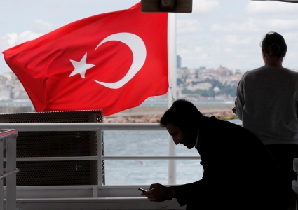 تركيا تلغي زيارة وزير الدفاع السويدي بسبب تظاهرة مناهضة لأنقرة