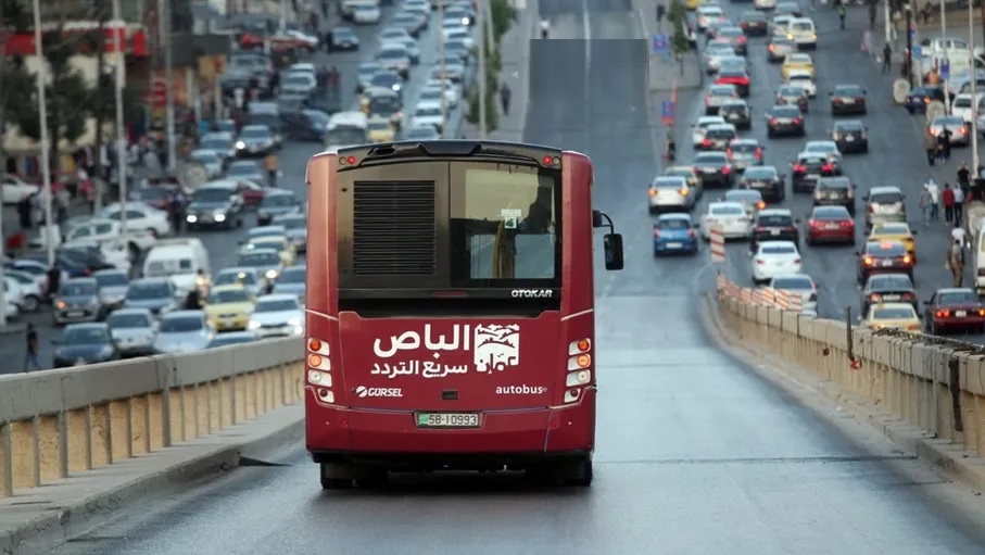 النائب أبويحيى يطالب بحبس صاحب فكرة الباص السريع