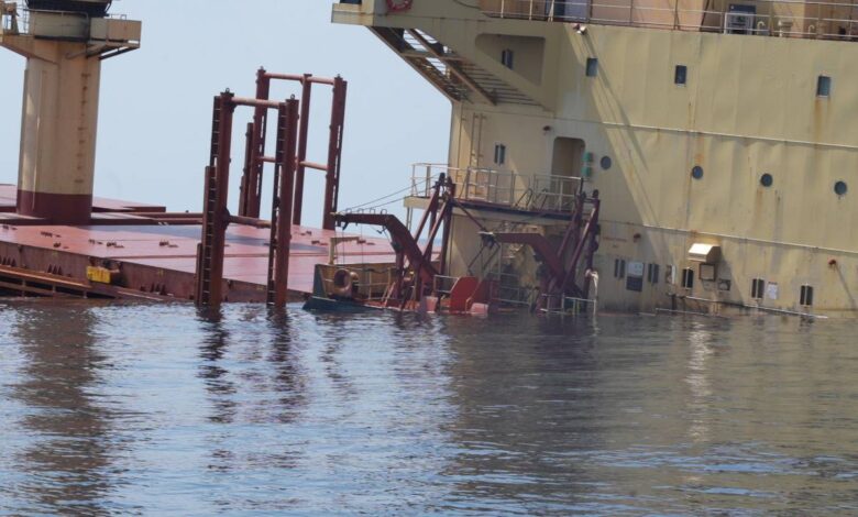 غرق سفينة الشحن روبيمار بعد أيام من استهداف الحوثيين لها