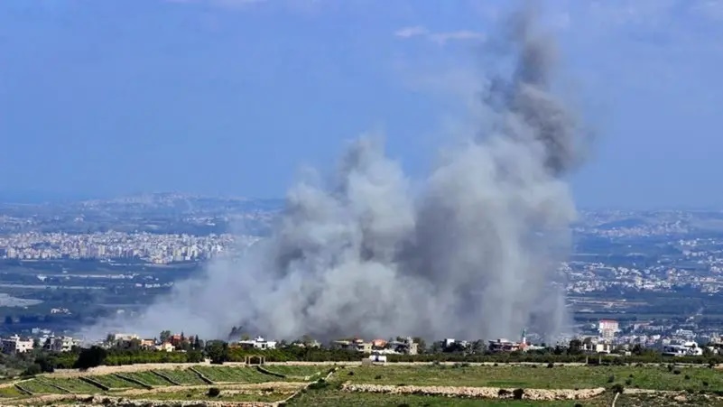 قصف إسرائيلي بالقنابل الفوسفورية على الوزاني جنوب لبنان