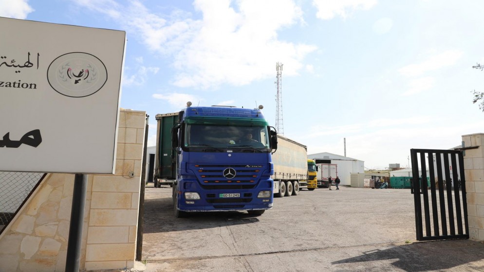 وصول قافلة المساعدات البرية الأردنية المكونة من 24 شاحنة إلى قطاع غزة
