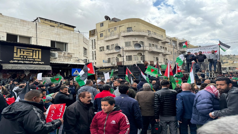 مسيرات في عدة محافظات ترفض استمرار العدوان على غزة وتدعو لإيصال مساعدات