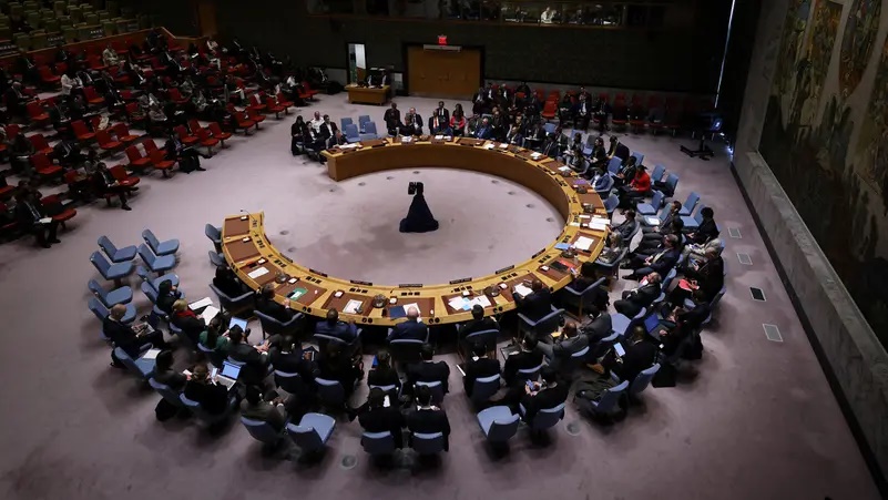 مجلس الأمن يمرر مشروع قرار لوقف النار في غزة.. وأميركا: غير ملزم