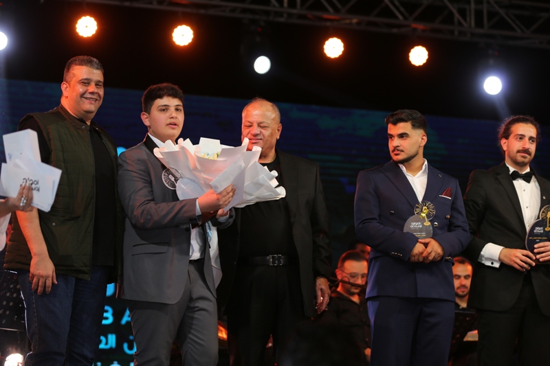 عبدالرحمن الخضور يفوز بلقب نجم مهرجان العقبة الغنائي في موسمه الأول (صور)