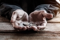 ضبط متسول بحوزته 752 دينارا ولديه أملاك في إربد.. وتحويله إلى الجهات المختصة