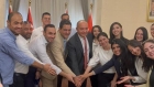 السفارة الاردنية في القاهرة تحتفل بعيد الاستقلال وكورال هارموني يغني للملك.. فيديو