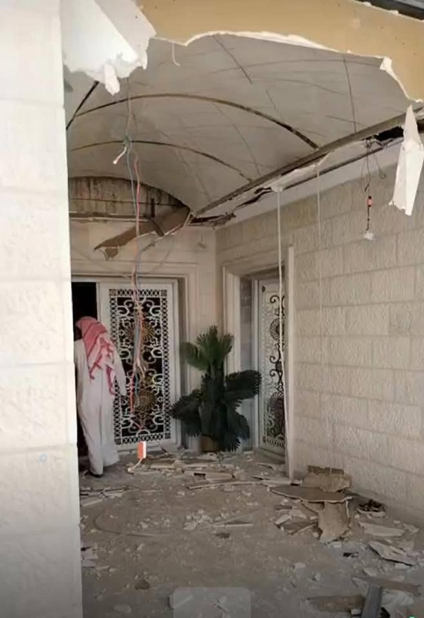 الأمن: إصابة طفلتين وتضرر 3 منازل إثر سقوط مسيّرة في الأزرق (صور)
