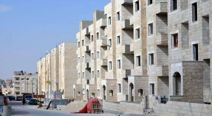 الحكومة: بدء بناء 18 مدرسة وتخصيص 1039 أرضا لإسكانات المعلمين