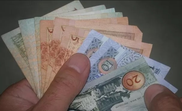 خروج مئات الأسر من مظلة الانتفاع من المعونة الوطنية