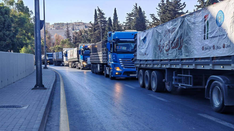 الأردن بدأ بكسر الحصار المفروض على قطاع غزة.. وقافلة مساعدات إنسانية جديدة تنطلق اليوم