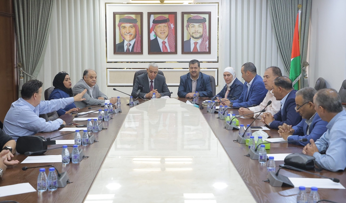 مجلس النواب يبحث أزمة المواقع الإلكترونية مع نقابة الصحفيين ويوصي بتعديل القانون وتخفيض الاشتراكات