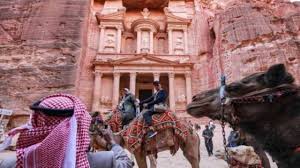 قرابة 291 ألف زائر لمدينة البترا خلال 7 شهور معظمهم أجانب