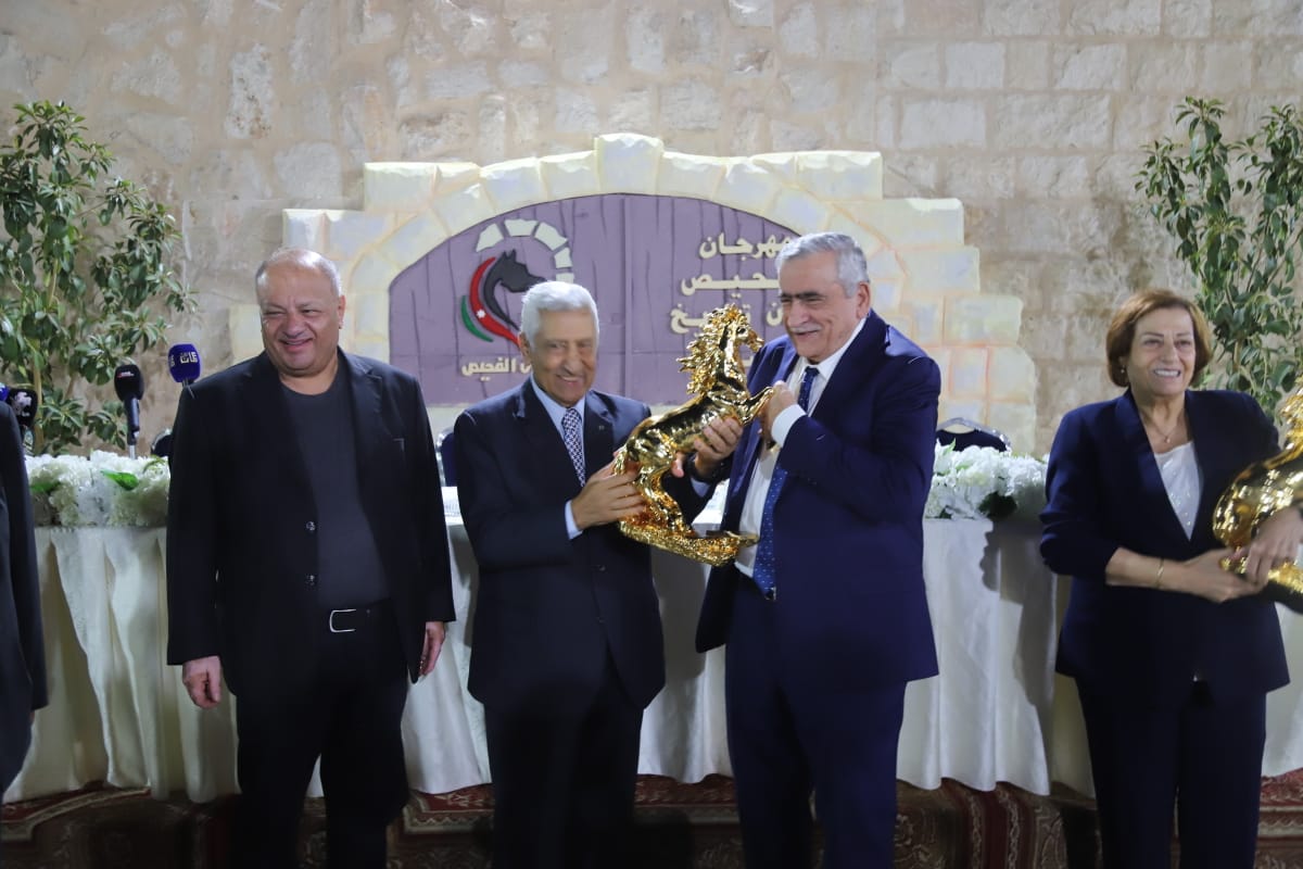 مهرجان الفحيص يكرم نخبة من مبدعي الأردن برعاية عبدالله النسور (صور)