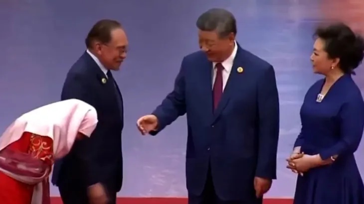 {clean_title}