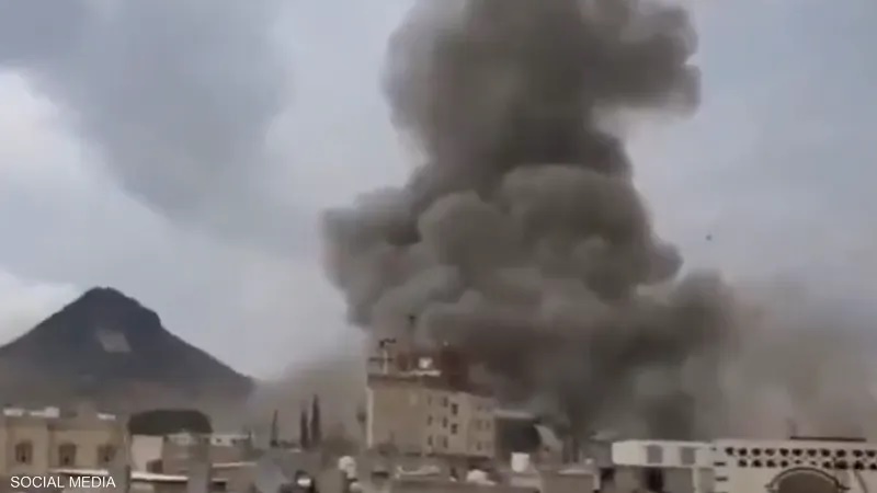 شهداء وجرحى بقصف اسرائيلي على اليمن.. تفاصيل أطول طلعة جوية منذ بدء الحرب ونتنياهو يعلق