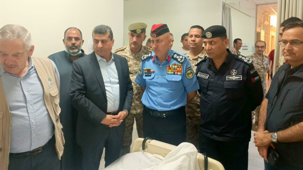 حادثة تسرب الغاز.. رئيس مجلس المفوضين ومحافظ العقبة يطمئنان على صحة المصابين