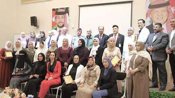 الحوامدة يكرّم المدارس الرائدة في دعم برامج التميّز