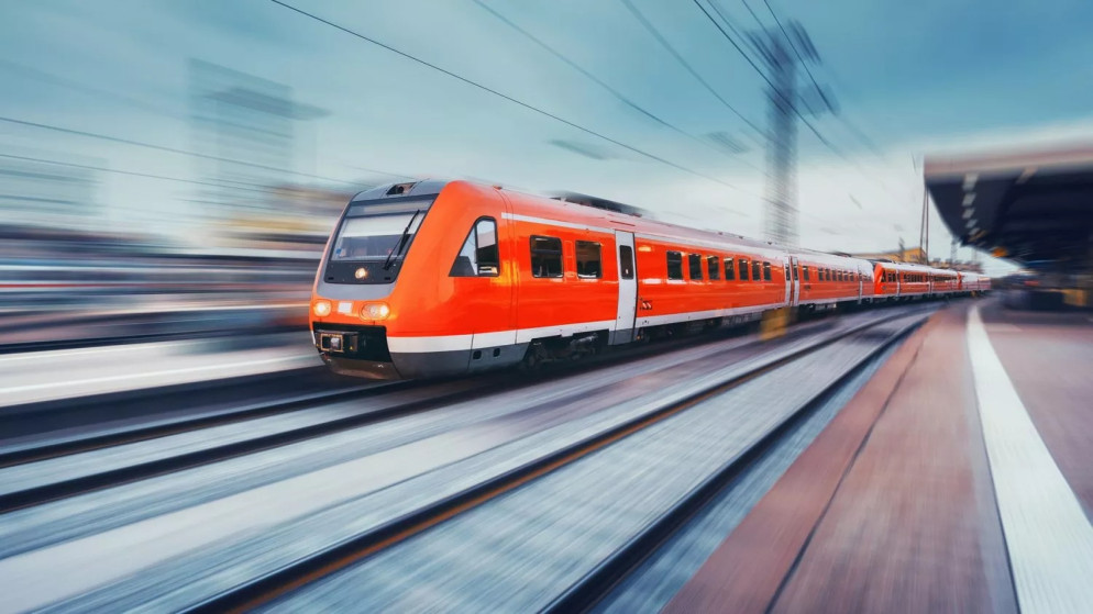 وزارة النقل تبحث آليات تنفيذ مشروع القطار الخفيف بين عمّان والزرقاء