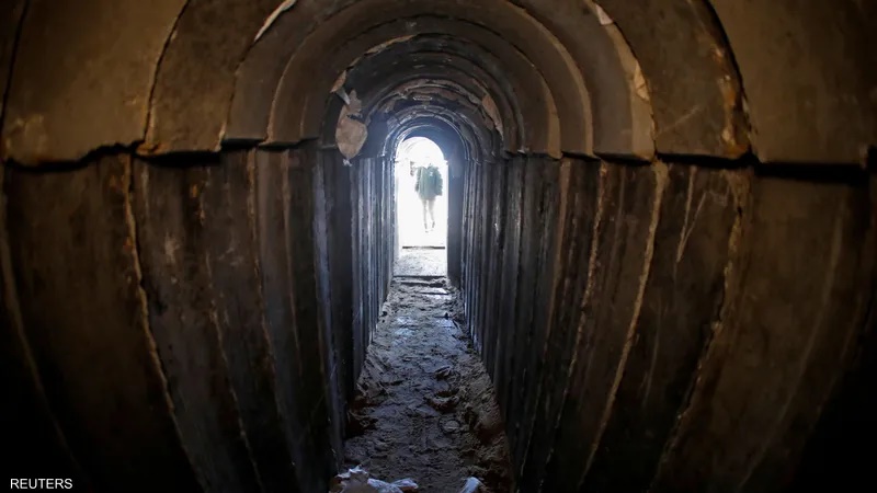 نتنياهو يضع خيارين أمام مسلحي حماس في الأنفاق؟!