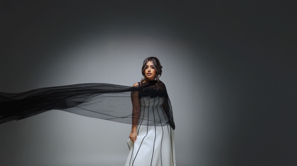 اشواق تطلق احدث اعمالها الغنائية بعنوان  حبيبك راح ... شاهد