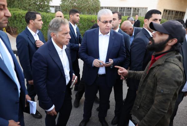 رئيس الوزراء يوعز باستحداث قسم لجراحة القلب في مستشفى الزرقاء