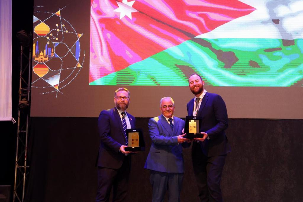 إعلان فوز عمان الاهلية بالمركز 23 عربياً والأولى على الجامعات الأردنية بحفل اختتام فعاليات قمة التايمز (صور)