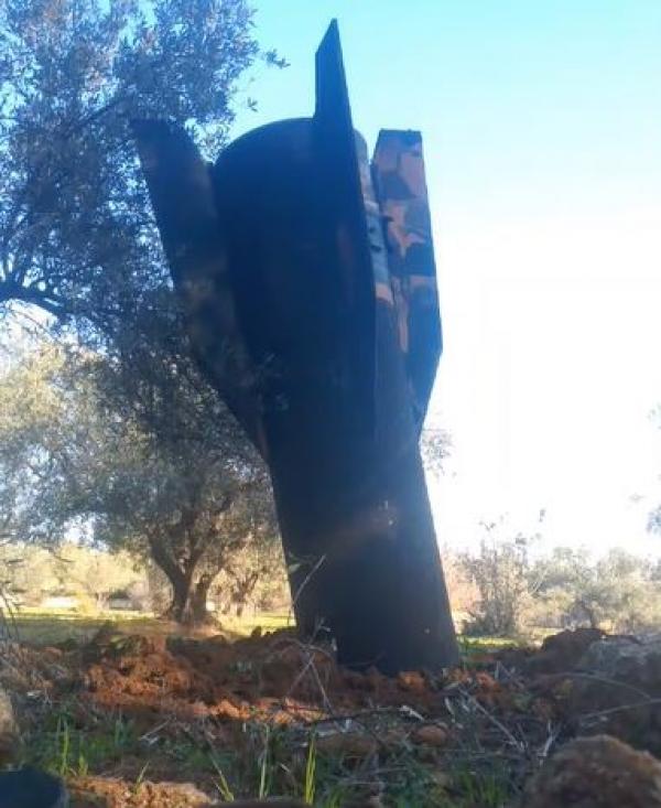 الأمن يتعامل مع 133 بلاغاً لسقوط شظايا صواريخ في الأردن.. ويحذر